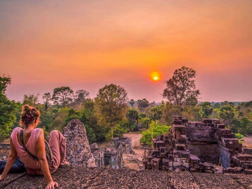 Siem Reap: Angkor Wat: Small-Group with Sunset Tour - Angkor Wat: two hours with Cambodia’s great symbol