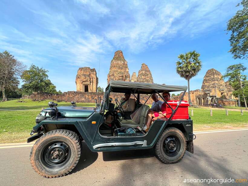 Siem Reap: Angkor Wat Sunrise and Market Tour by Jeep - Sras Srang and a breakfast worth waking for