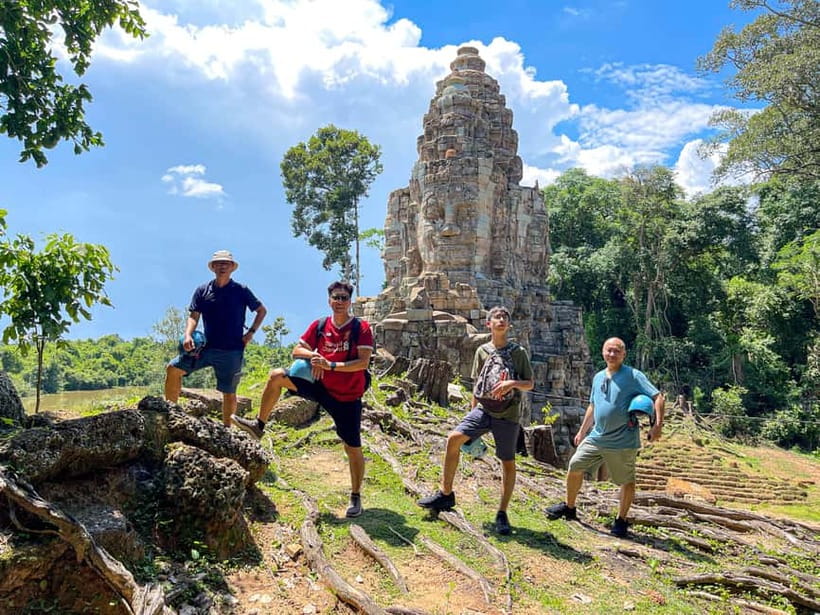 Siem Reap: Angkor Wat Sunrise Small Group tour and Breakfast - The hard parts of this full-day temple circuit