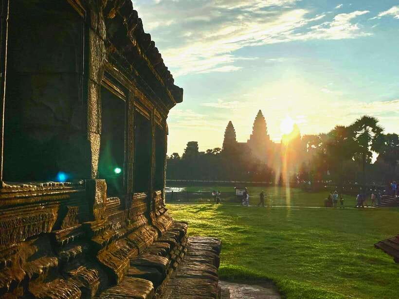 Siem Reap: Angkor Wat Sunrise Tour With Small Group - Why the $12 price can work well
