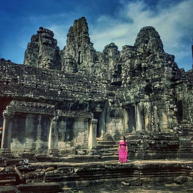Siem Reap: Angkor Wat Sunrise Tour with Spanish Guide - Key points to know before booking