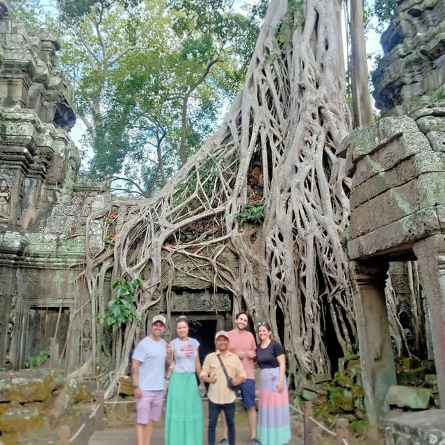 Siem Reap: Angkor Wat Tour with French-Speaking Guide - The guide can make or break Angkor