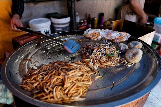 Siem Reap Authentic Breakfast and Market Tour - Bunny and the value of a local guide