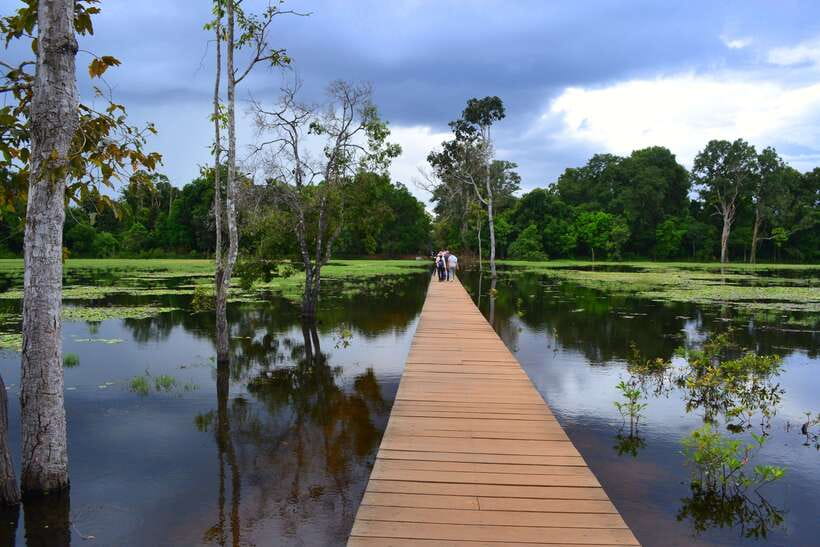 Siem Reap: Banteay Srei and Grand Circuit Heritage Tour - Pre Rup and the final sunset