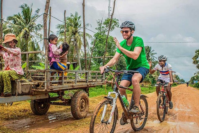 Siem Reap Countryside Guided Tour by Bike and E-Bike Private Tour - Why this ride adds something different to Siem Reap