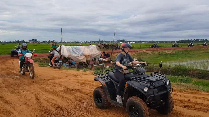Siem Reap: Countryside Quad Bike Sunset Adventure - The one-hour ride through villages and rice fields