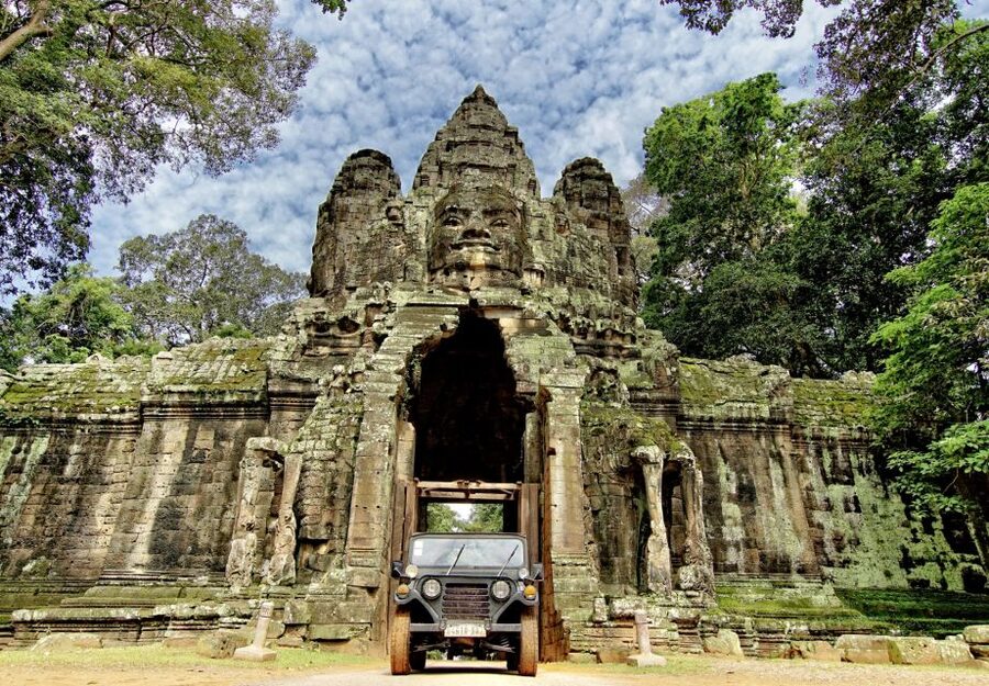 Siem Reap - Discover Angkor Wat by Jeep - Smaller ruins and back roads away from the crowds