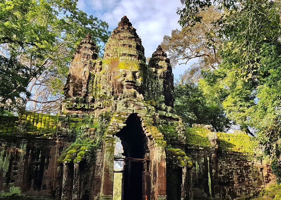 Siem Reap - Discover Angkor Wat by Jeep - The guide and driver matter more than the Jeep