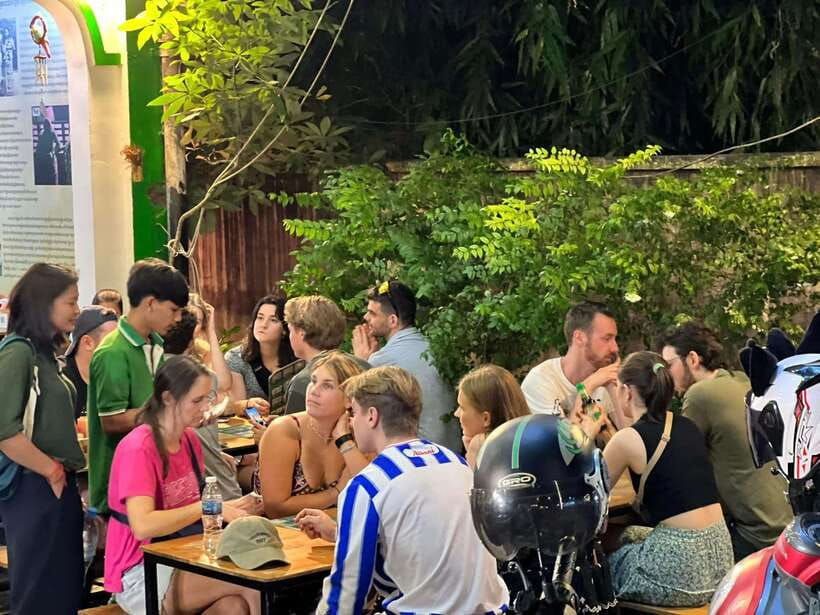Siem Reap: Evening food Tour Guided and Unique Tour - What The $33 Price Really Covers