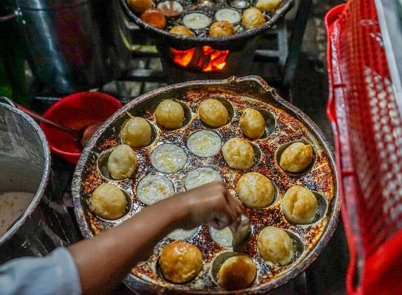 Siem Reap: Evening Food Tour with 10 Local Tastings - Who should book this evening?