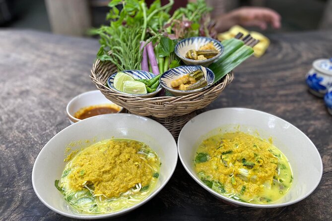 Siem Reap Evening Foodie Vespa Tour / Tuk Tuk Available - The guides and the small-group advantage