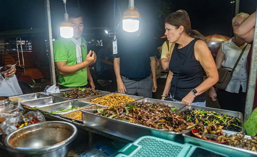Siem Reap: Evening Foodie Vespa Tour / Tuk Tuk Available - Who will enjoy this tour most