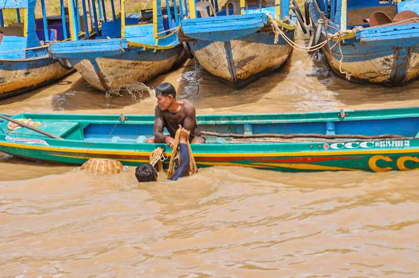 Siem Reap: Floating Village and Sunset Private Boat Tour - Practical tips before you go