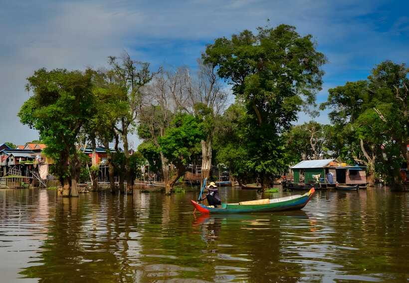 Siem Reap: Floating Village, Kampong Phluk Private Tour - What the private format adds