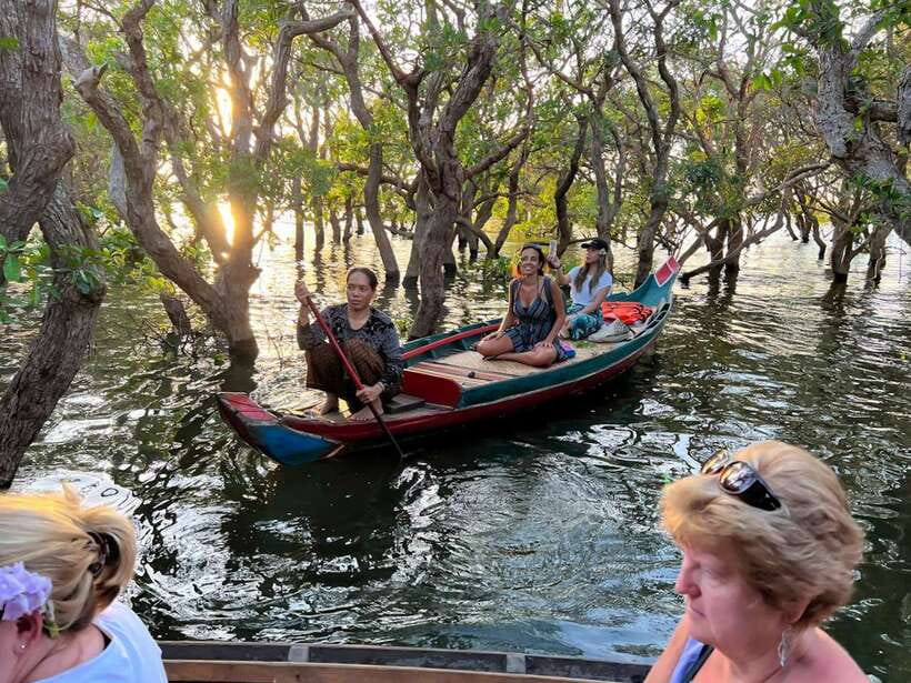 Siem Reap Floating Village Kampong Phluk Sunset with Boat - Who should book this Kampong Phluk tour?