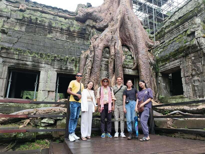 Siem Reap: Full-Day Angkor Wat Guided Tour with Sunset - Key points to know before you book