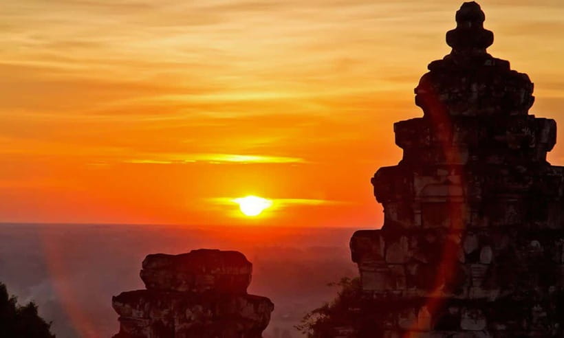 Siem Reap: Full-Day Angkor Wat Guided Tour with Sunset - What the $15 price really gets you