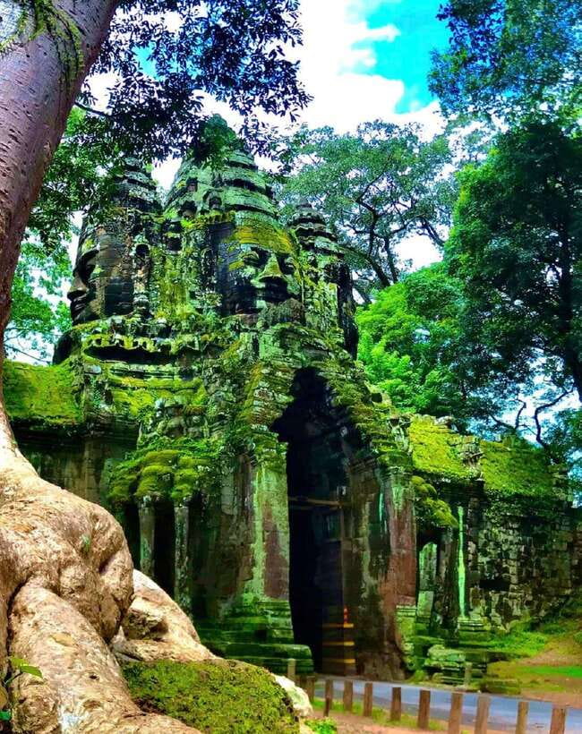 Siem Reap: Full Day Angkor Wat Temple Tour with Sunset - Who should book this full-day temple circuit?