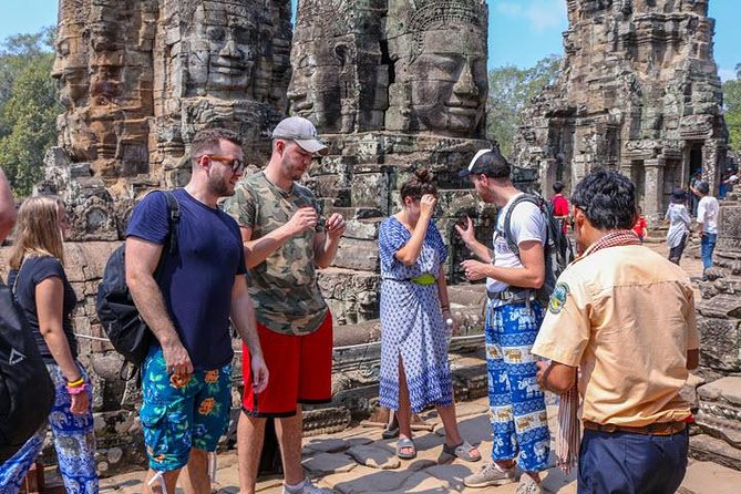Siem Reap Full Day Angkor Wat Tour Small Group - Angkor Wat: three hours with the great monument
