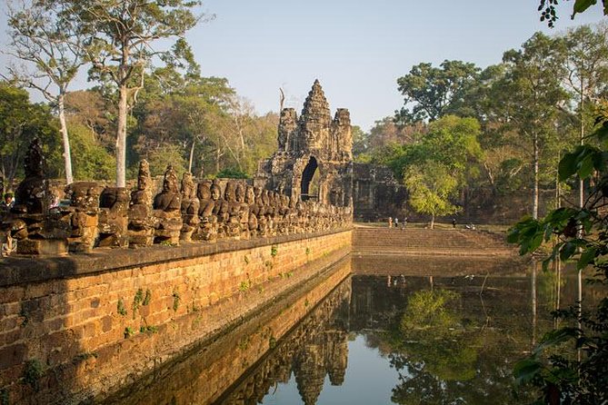 Siem Reap Full Day Angkor Wat Tour Small Group - Ta Prohm: 90 minutes among roots and ruins
