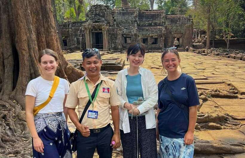 Siem Reap: Grand circle tour Sun set on bakeang hill & Guide - Preah Khan: the biggest and most layered temple stop