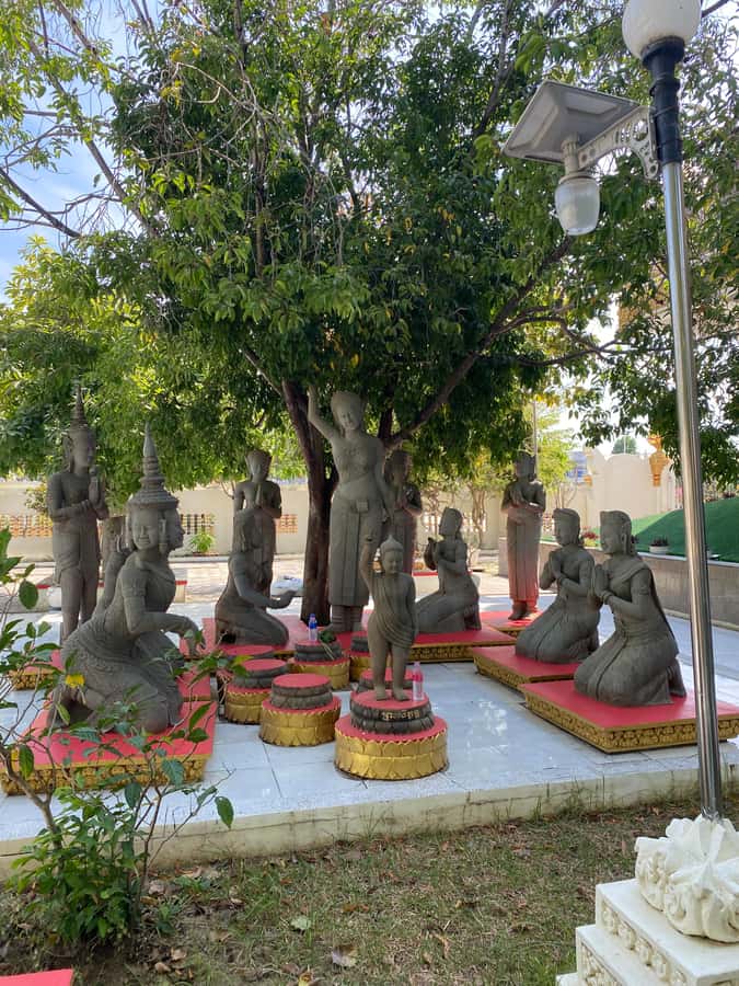 Siem Reap: Guided Countryside Sunset Tour by Jeep - A pagoda and a local market along the route
