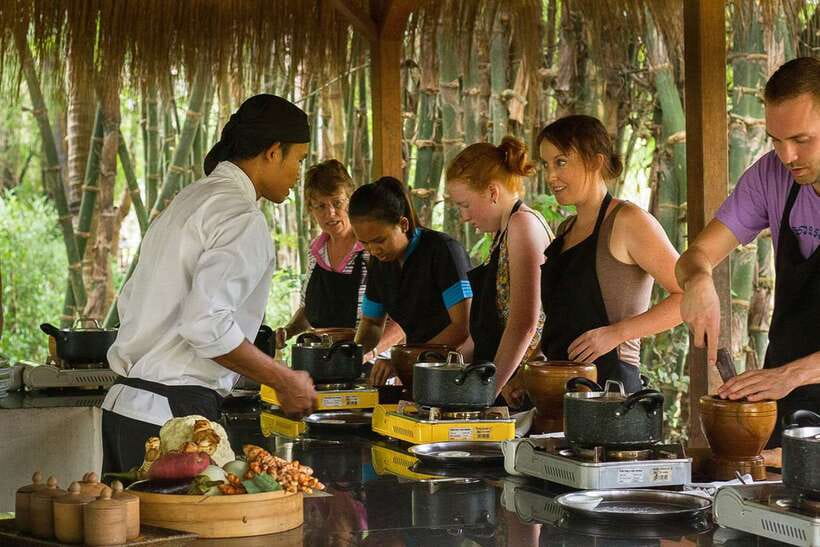Siem Reap: Half-Day Cambodian Cooking Class - Starting With a Guided Market Walk