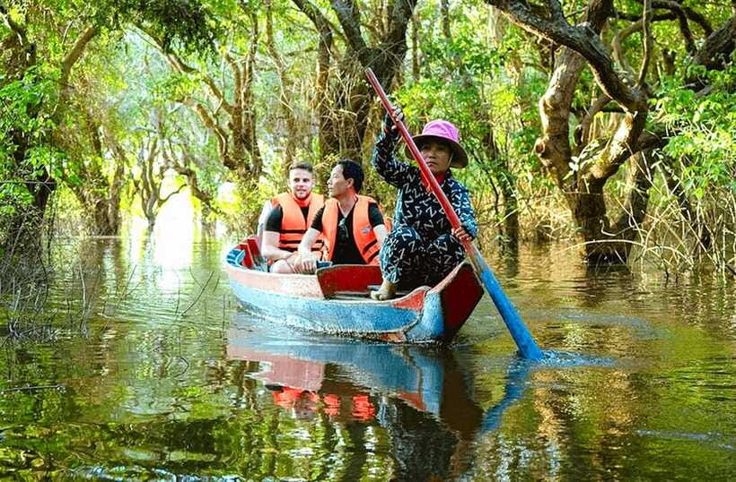 Siem Reap: Half-Day Kampong Phluk with Sunset, Boat & Guide - The dry-season village visit and the return drive
