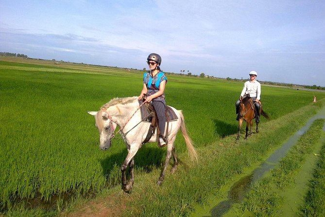 Siem Reap Happy Horse Riding Free Pick-up & Drop-off - The one-hour village trail