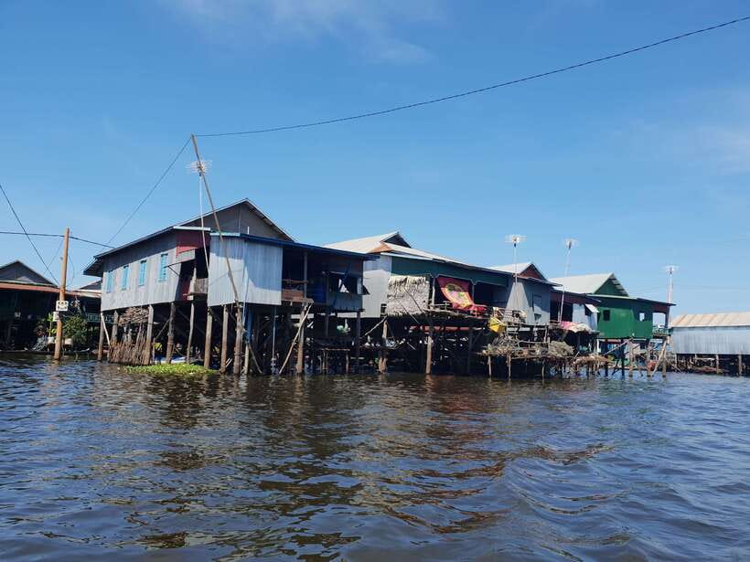 Siem Reap: Kompong Khleang Floating Village Guided Tour - What to bring and what not to expect
