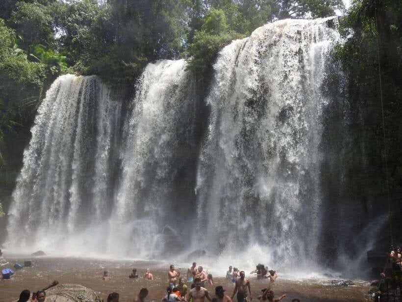 Siem Reap: Kulen Mountain, Beng Melea, and Kampong Phluk … - Kampong Phluk from the water