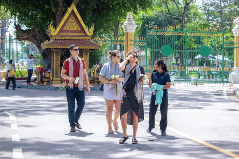 Siem Reap: Local Breakfast Tour - Bai sach chrouk, the simple plate that completes breakfast