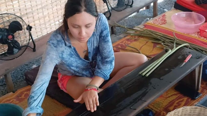 Siem Reap: Lotus Silk Farm- Tour, Lake & Masterclass - The 30-minute boat ride through lotus fields