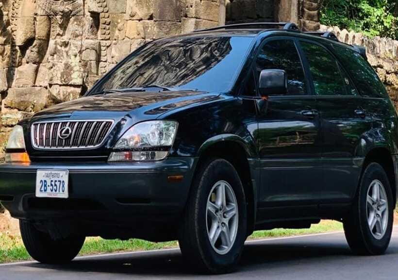 Siem Reap: Outside Circle Private Car Tour Banteay Srei etc. - Roluos temples: a shorter historical stop