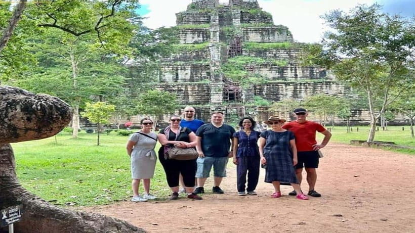 Siem Reap:Overland to Preah Vihear, Koh Ker and Beng Mealea - Koh Ker and the pyramid of Prasat Thom