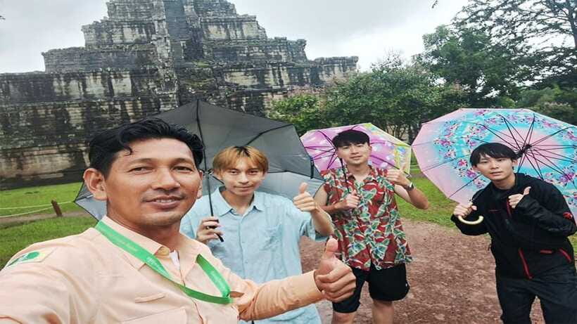 Siem Reap:Overland to Preah Vihear, Koh Ker and Beng Mealea - Food, heat, clothing, and the long return