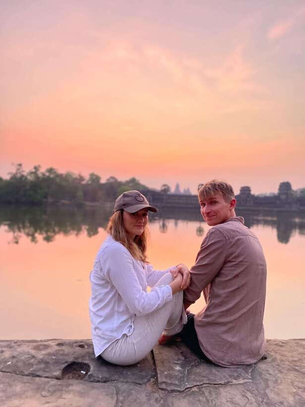Siem Reap: Personalized Angkor Wat Sunrise/Set by TukTuk/Car - Tuk-tuk or air-conditioned car?