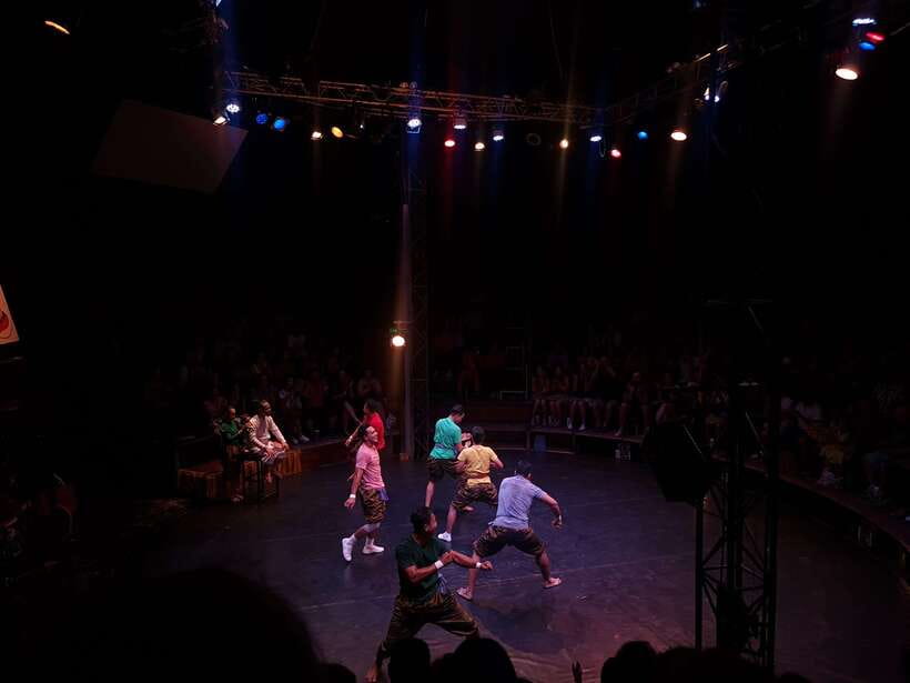 Siem Reap: Phare Circus Ticket with Tuk Tuk Transfer - Why this makes a good Siem Reap evening