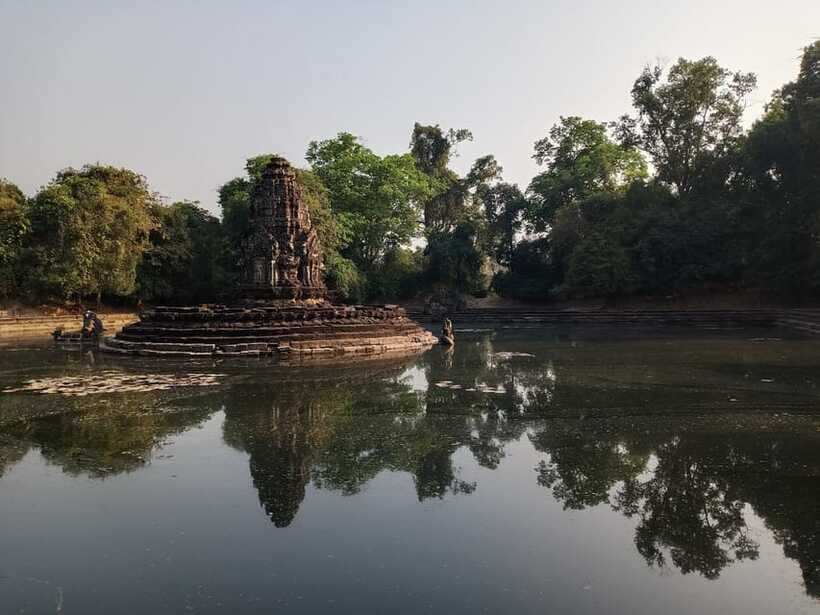 Siem Reap: Preah Khan, Ta Som, and Neak Pean Private Tour - Should you book the Preah Khan, Ta Som, and Neak Pean tour?