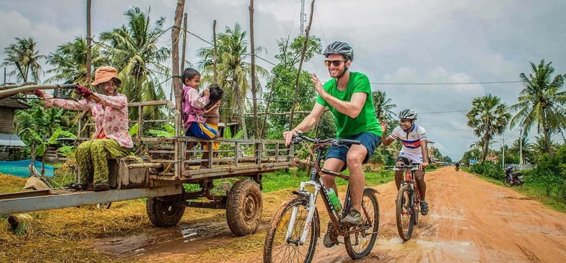 Siem Reap: Private Countryside Guided Tour by Bike & E-Bike - Meeting at 7:30 AM Near Central Siem Reap