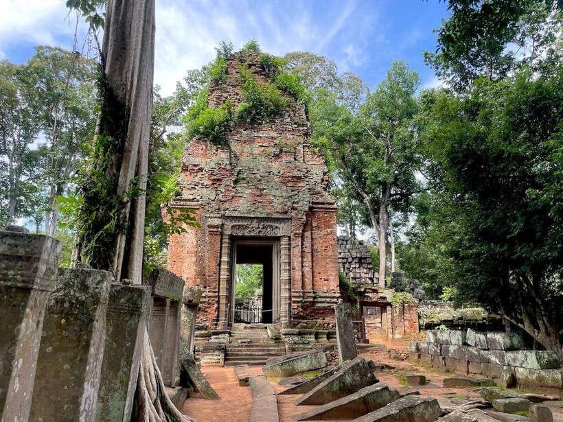 Siem Reap: Private Preah Vihear and Koh Ker Temples Tour - Lunch near Preah Vihear from 1:00 to 2:00 PM