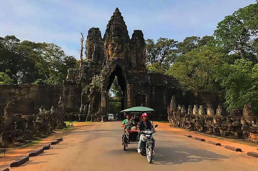 Siem Reap : Private Tuk-Tuk Tour of the Magnificent Temples. - Angkor Wat, the essential first stop