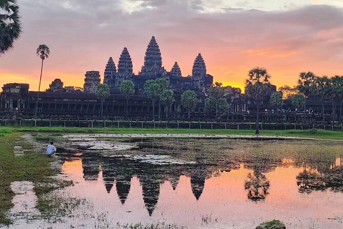 Siem Reap Shared Full-Day Guided Tour of Angkor Temples - Angkor Thom South Gate and Bayon