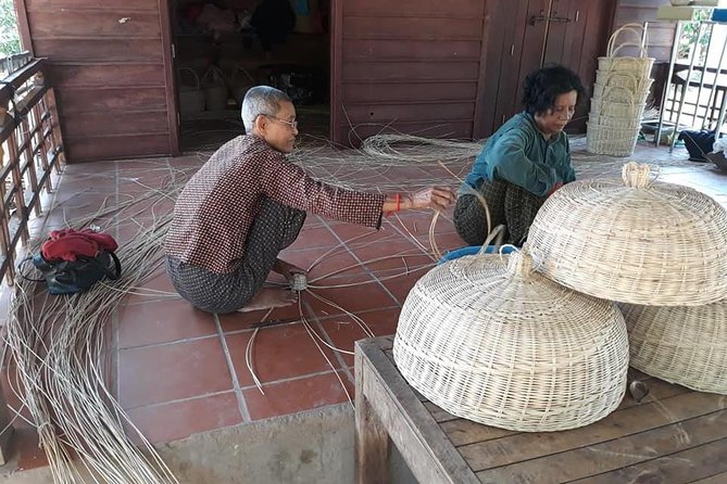 Siem Reap: Silk Farm & Countryside Offbeat Jeep Tour - Small food and craft stops bring the countryside into focus