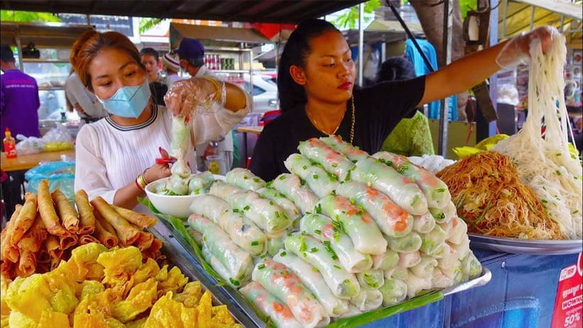 Siem Reap Street Foods Tour by Tuk Tuk with Personal Guide - How much food should you expect?