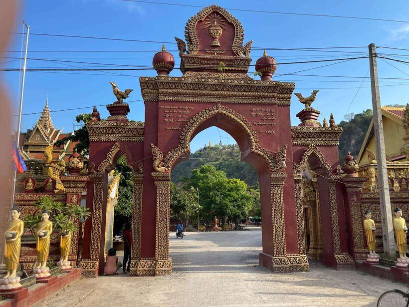 Siem Reap to Battambang: Bamboo Train and Bat Cave - Key points to know before booking
