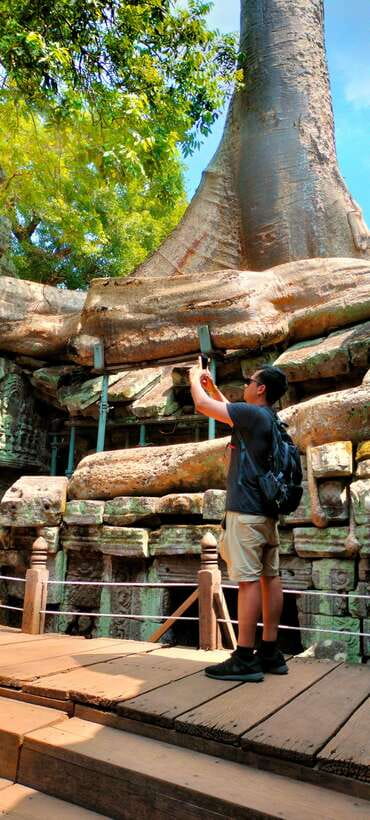 Siem Reap Tour Guide: Angkor Wat Sunrise Tour & Beng Mealea - Banteay Srei and the finest carvings
