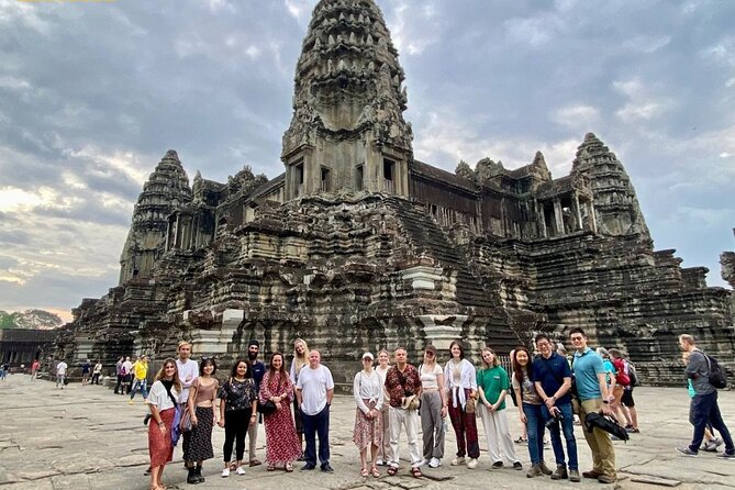 Siem Reap Tours -Explore Angkor Tour with Sunset - Ta Prohm after lunch at your own cost