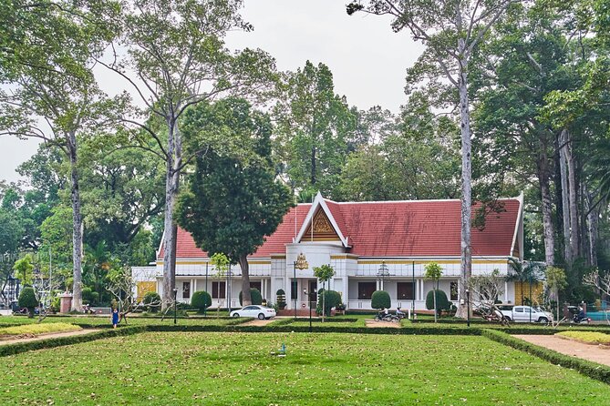 Siem Reap Walking Tour: Landmarks & Hidden Gems - A brief walk beside the Siem Reap River