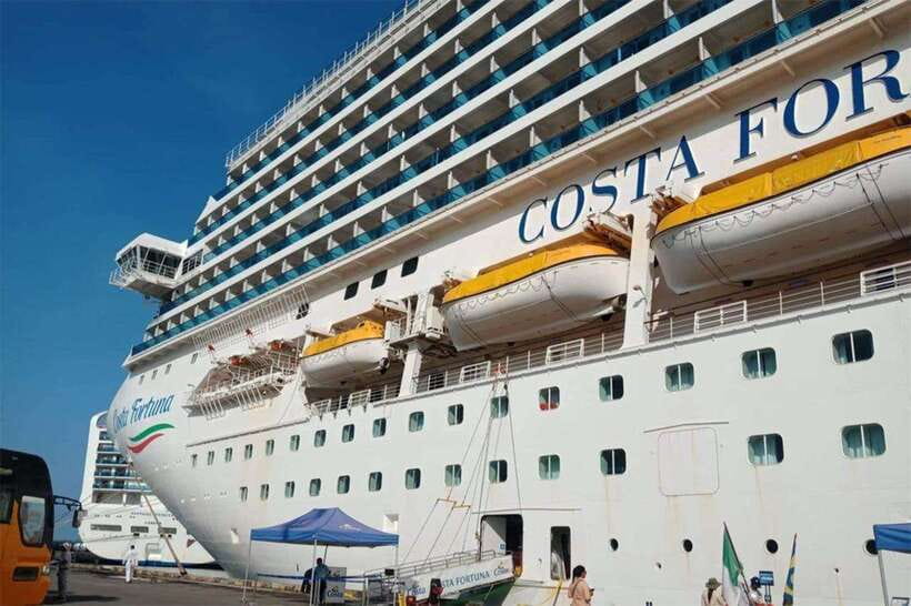 Sihanoukville City Tour for Cruise Passengers with 7 Stops - Otres Beach gives you a short seaside pause